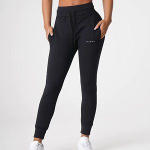 NVGTN Jet Black Jogger